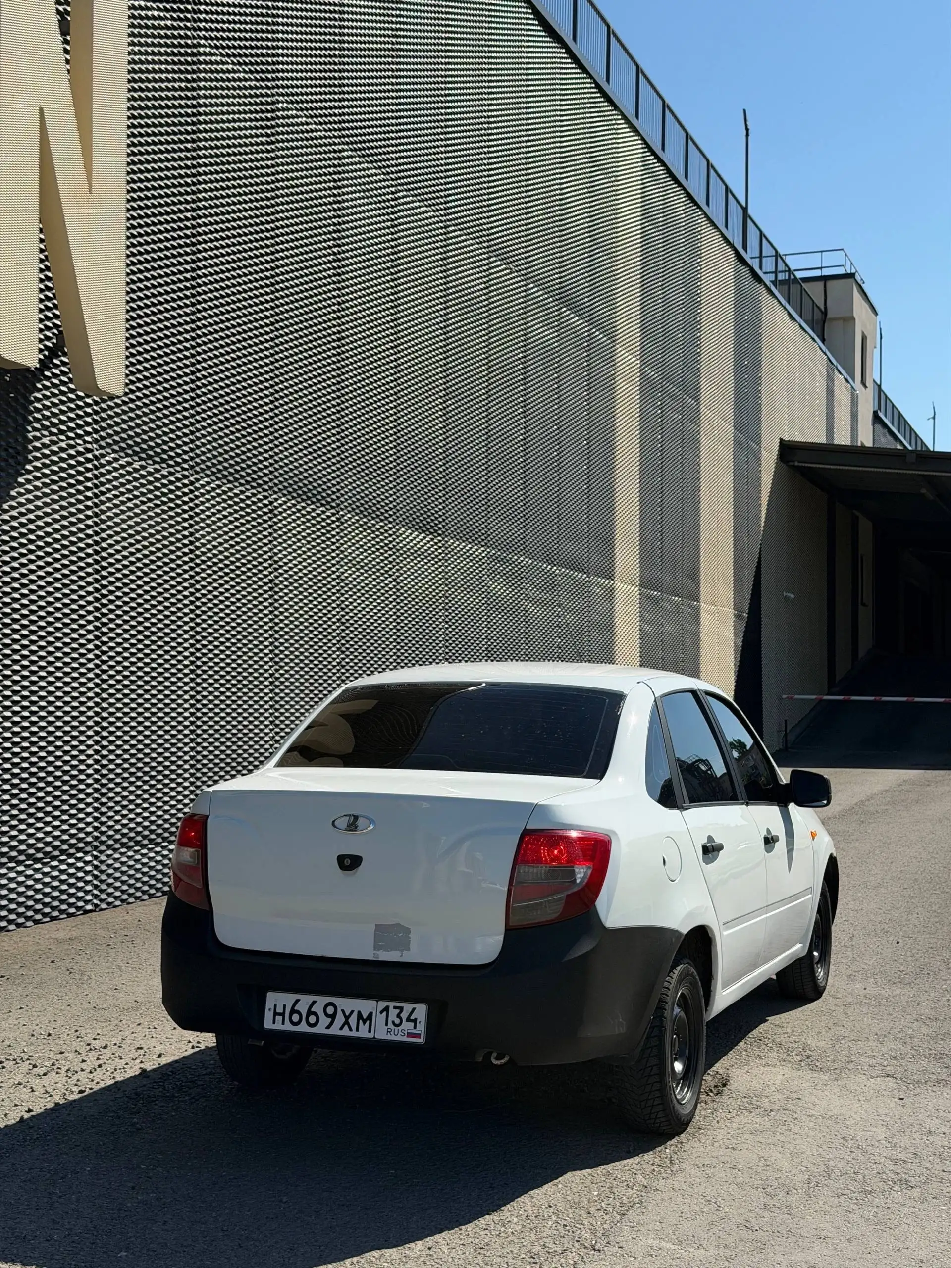 Lada Granta 2013 года - Lada Granta (Авто) в Волгоград