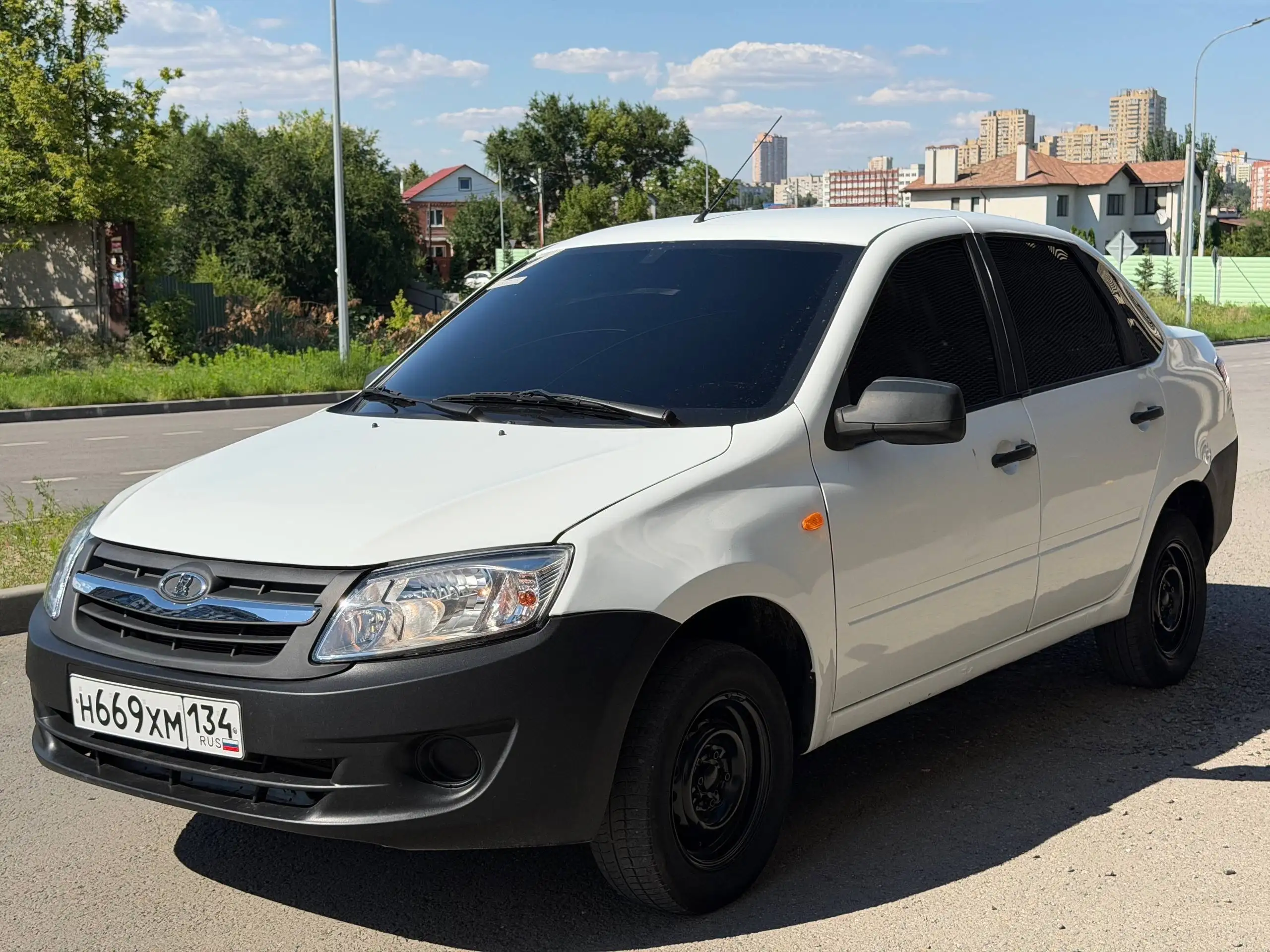 Lada Granta 2013 года - Lada Granta (Авто) в Волгоград