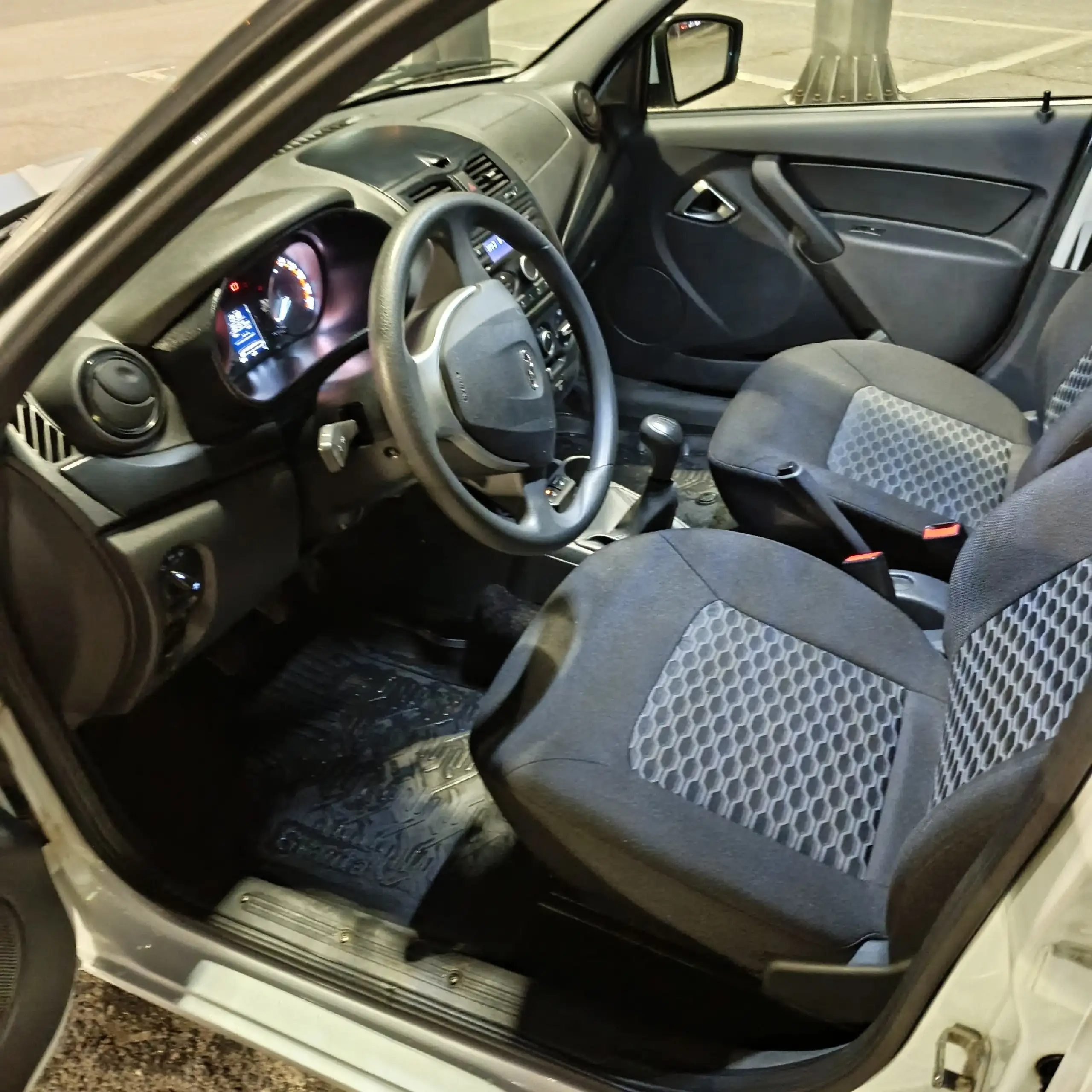 Lada Granta 2023 г.в. 40000 км - Легковые автомобили (Авто) в Волгоград