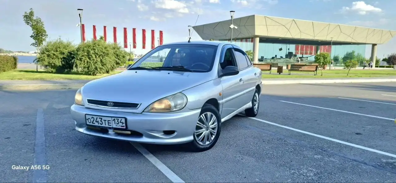 Kia Rio 2001 года - Rio (Авто) в Волгоград