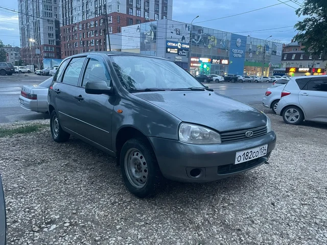 Lada Kalina 2010 г.в. - Легковые автомобили в Волгоград