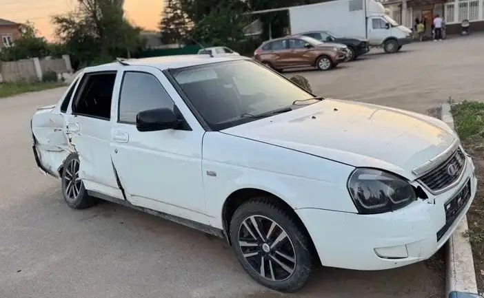 Продам Приору 2015 г.в. - Легковые автомобили (Авто) в Волгоград