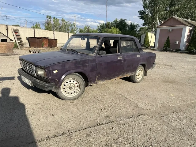 ВАЗ 2107 2001 года - Легковые автомобили в Волгоград