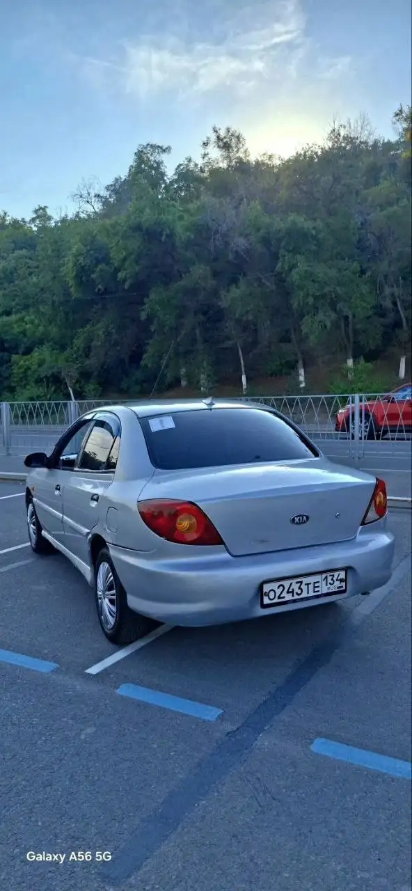 Kia Rio 2001 г.в. в хорошем состоянии - Легковые автомобили (Авто) в Волгоград