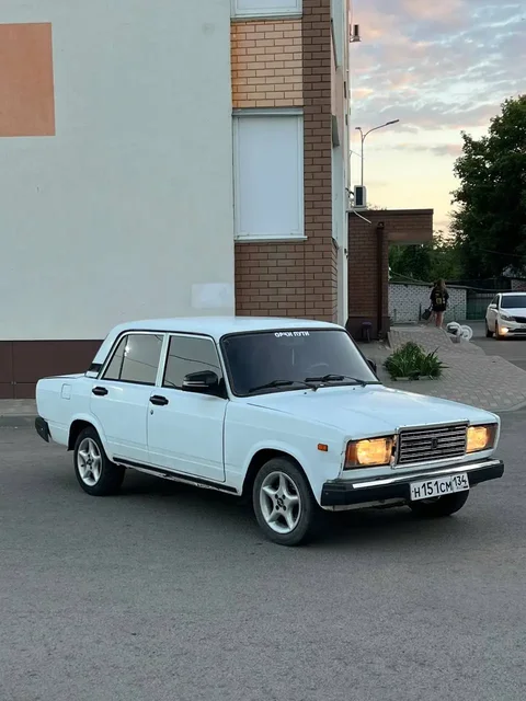 ВАЗ 2107 2004 года в отличном состоянии - Легковые автомобили в Волгоград