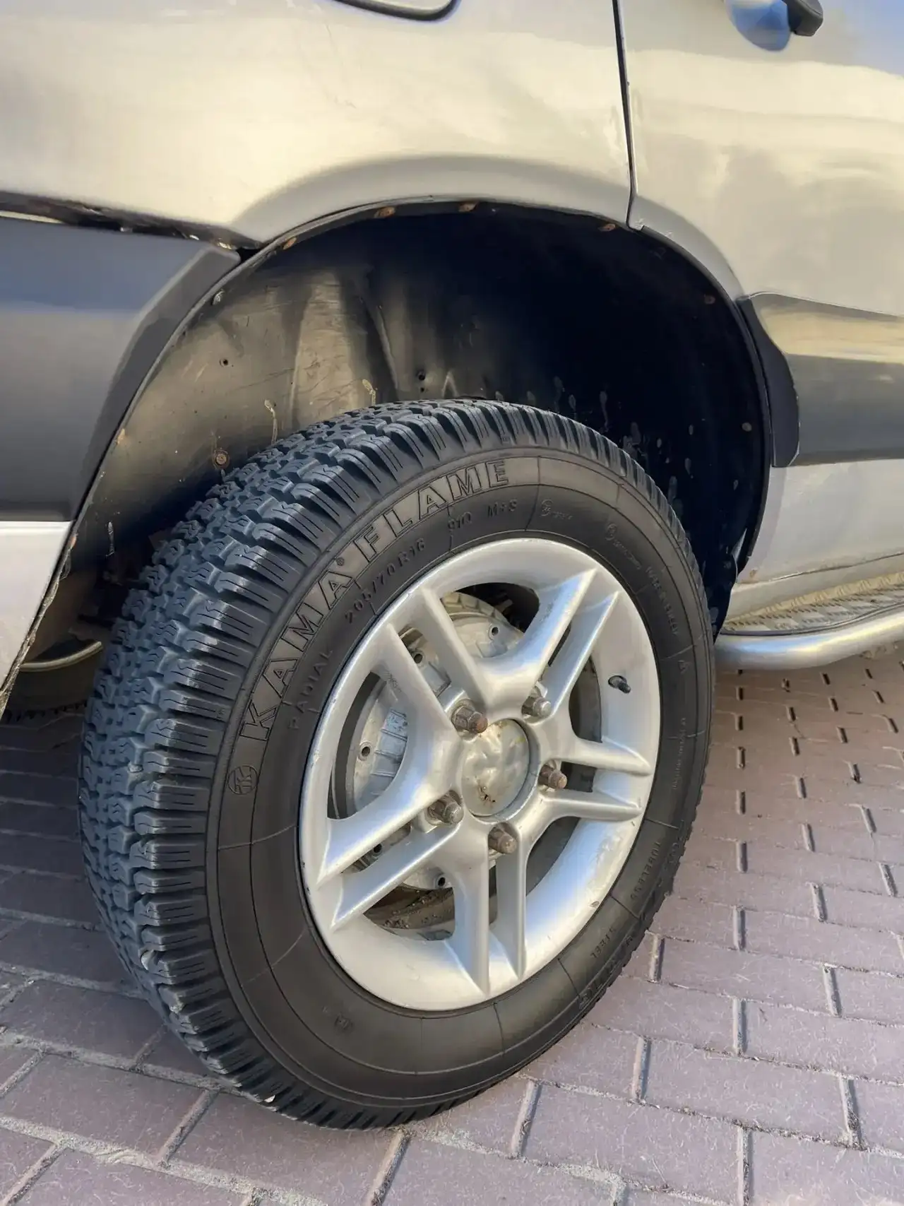 Chevrolet Niva 2004 - Внедорожник (Авто) в Волгоград