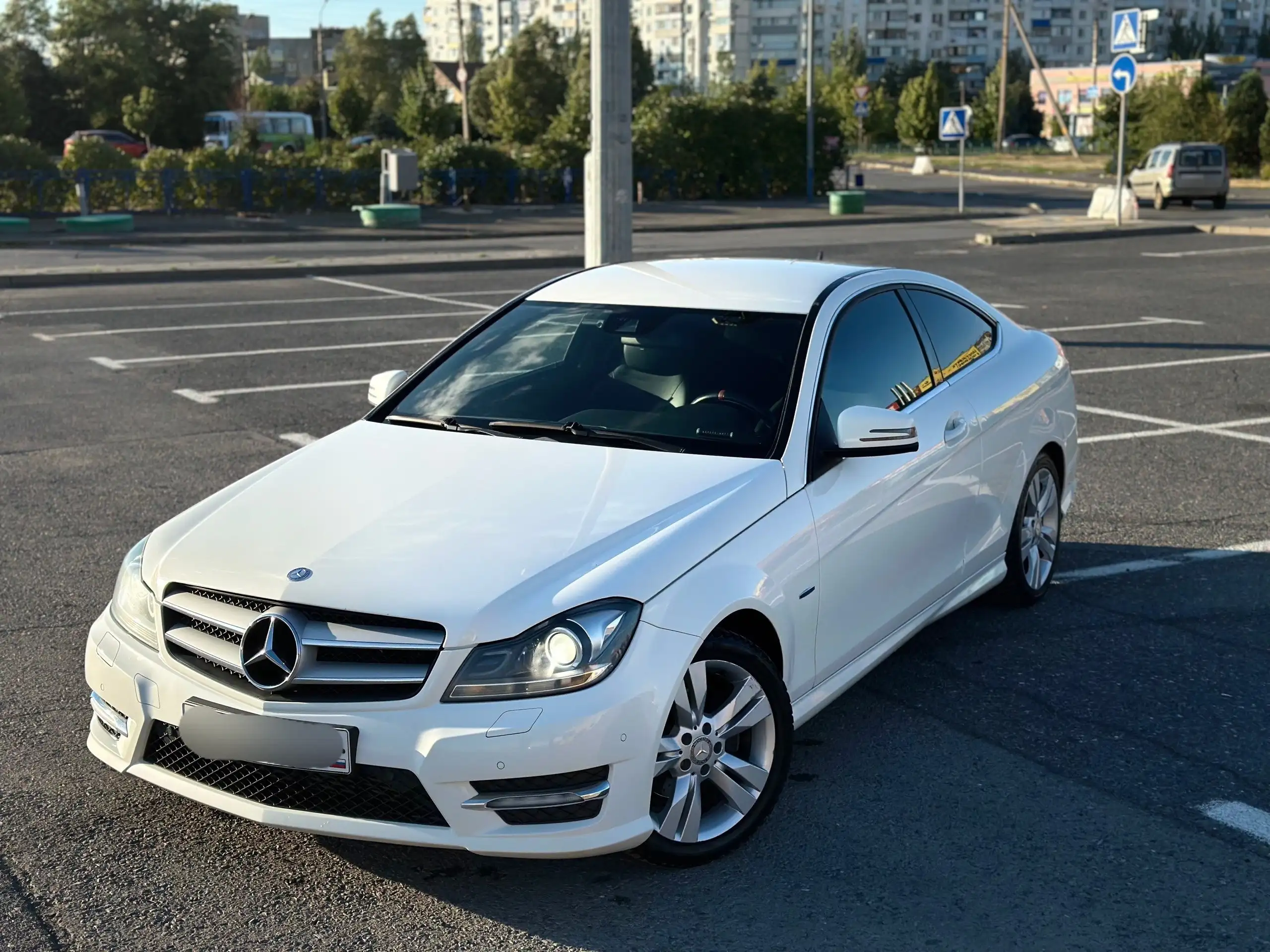 Mercedes-Benz C-Class Coupe W204 C180 2012 - Легковые автомобили (Авто) в Волжский