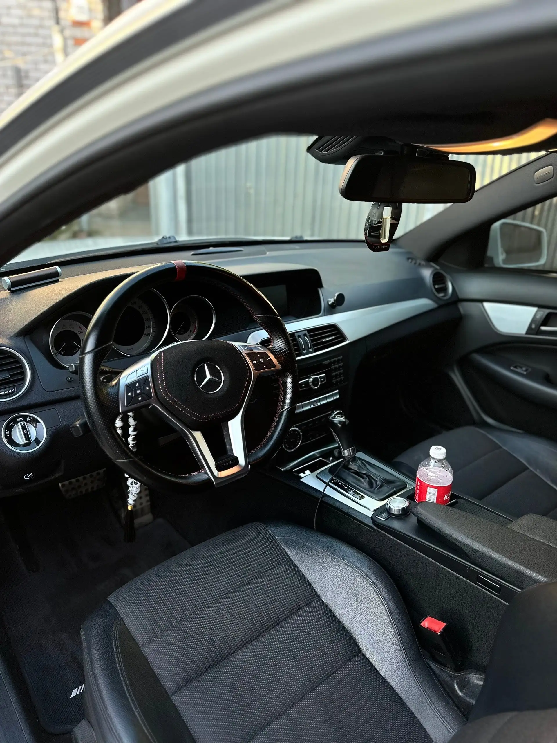 Mercedes-Benz C-Class Coupe W204 C180 2012 - Легковые автомобили (Авто) в Волжский