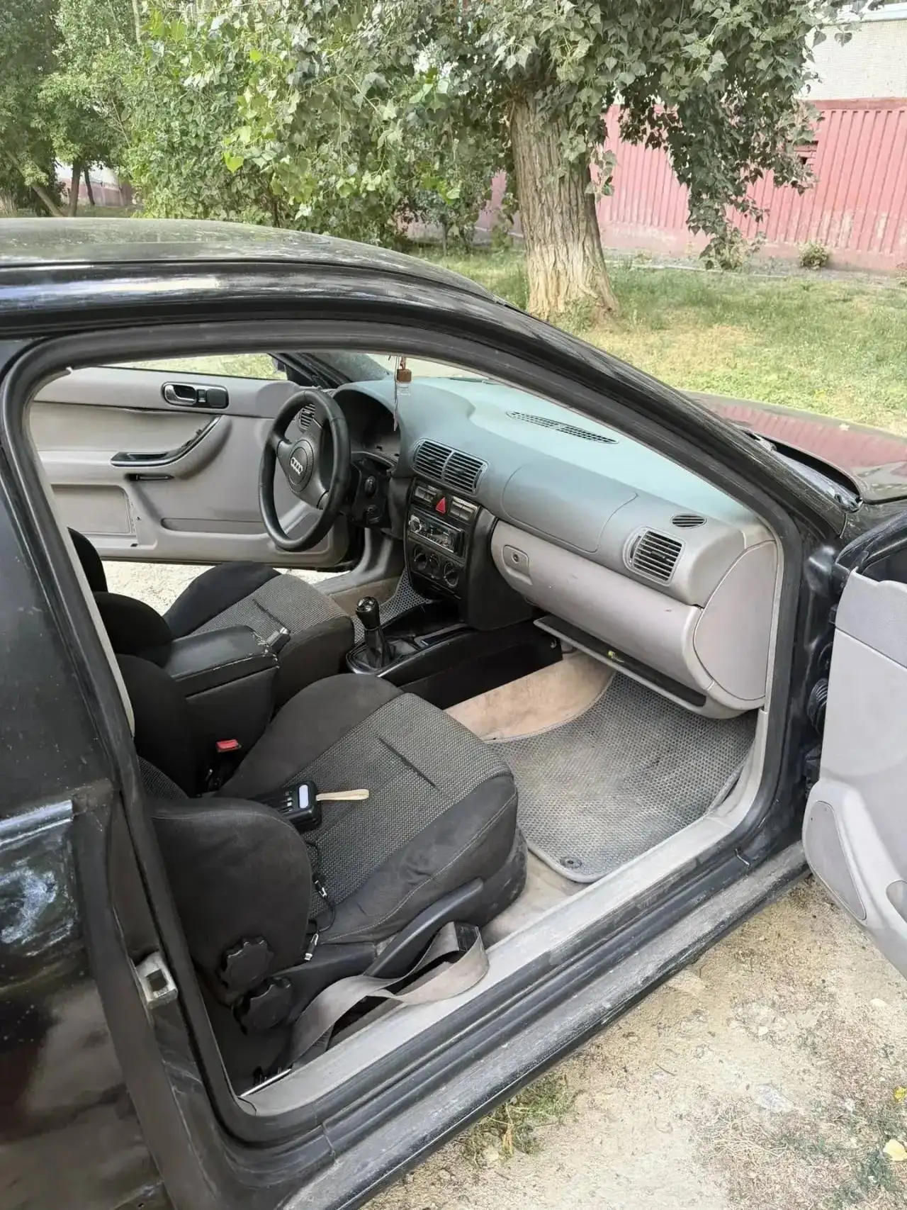 Audi A3 1.8 1996, механическая, пробег 377000 км - Авто в Волгоград