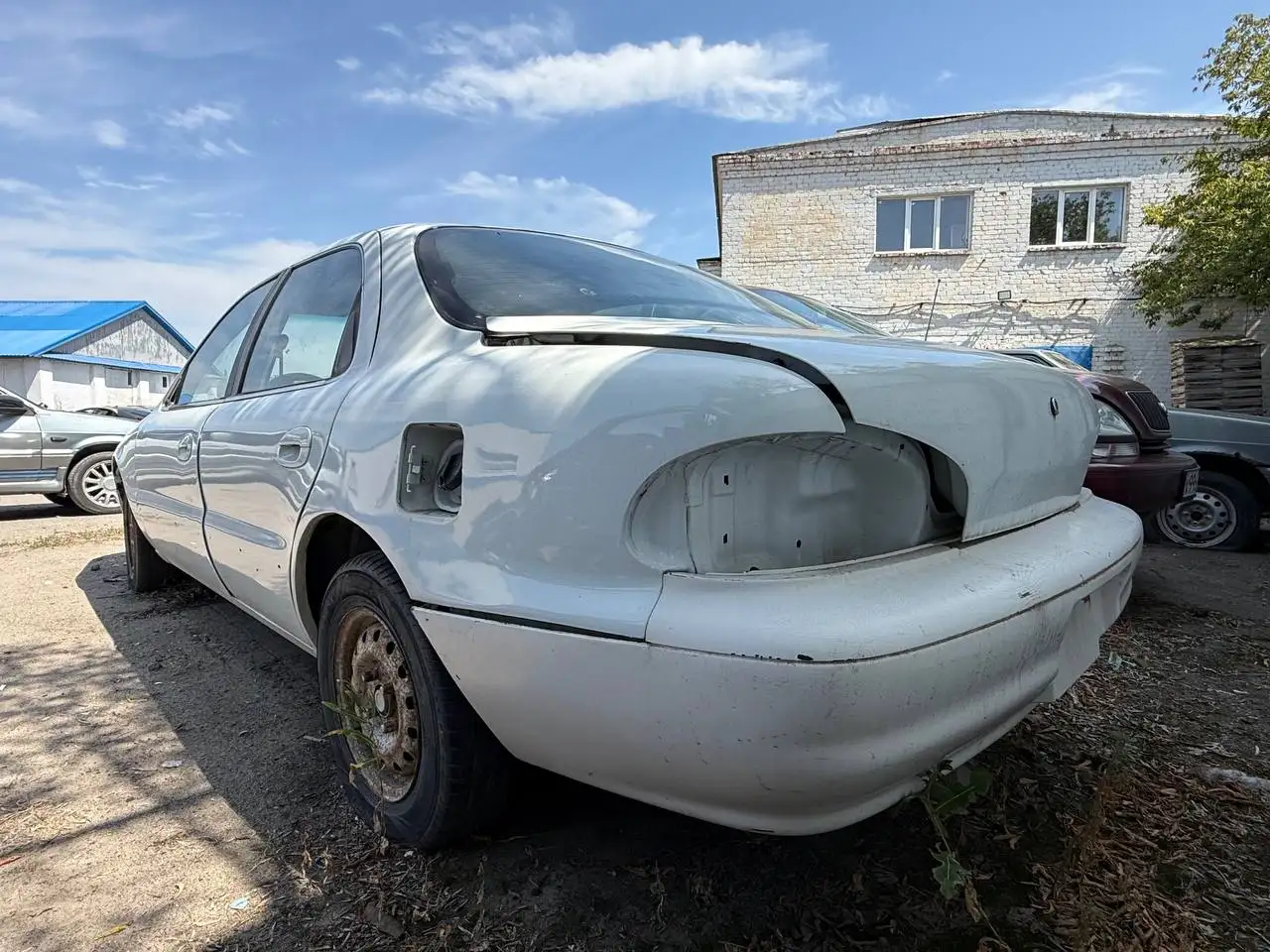 Kia Clarus 1997, 2.0 МТ, 133 л.с., требуется доделка - Легковые автомобили (Авто) в Волгоград