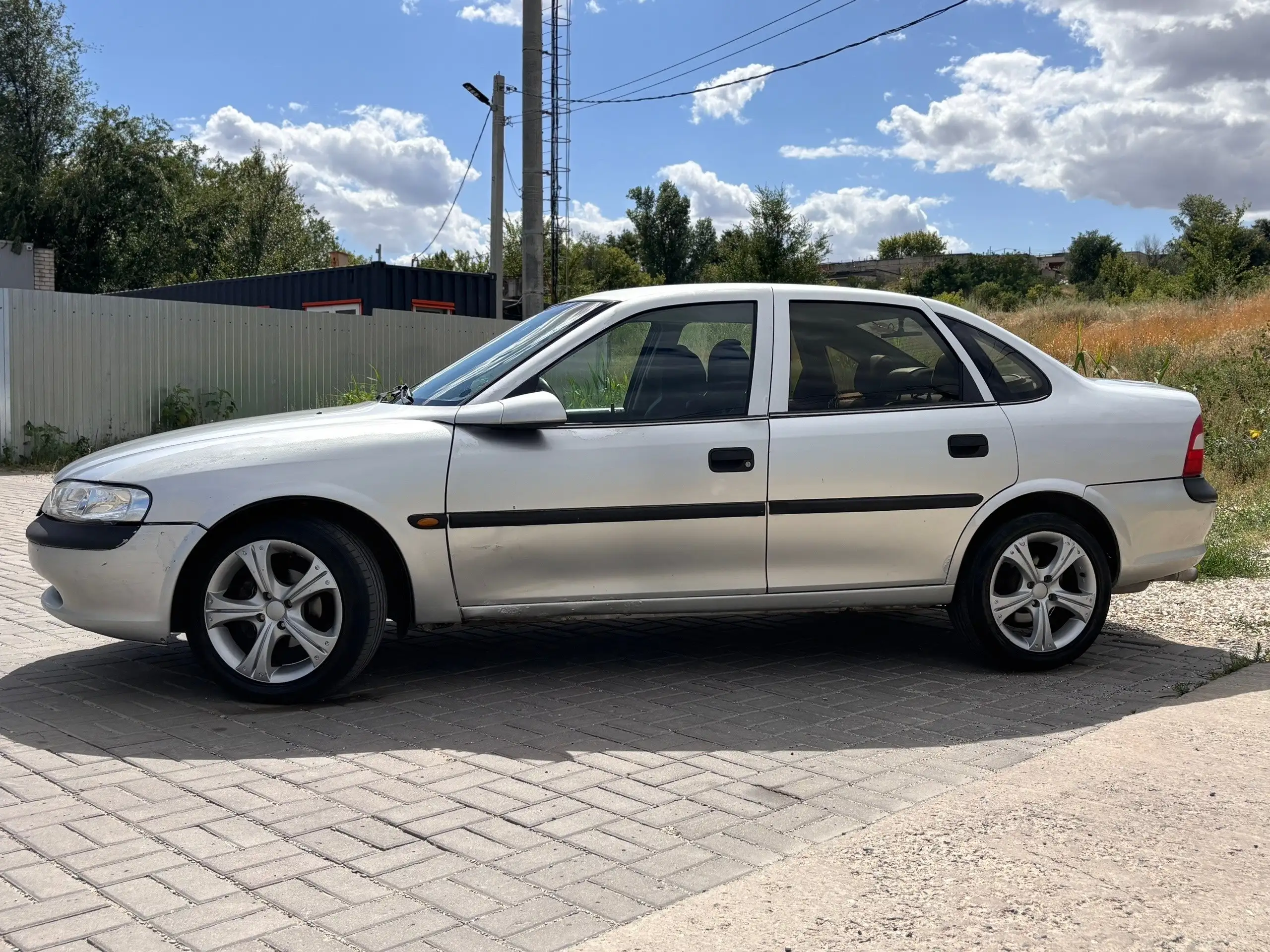 Opel Vectra 1996 г. в хорошем состоянии - Авто в Волгоград