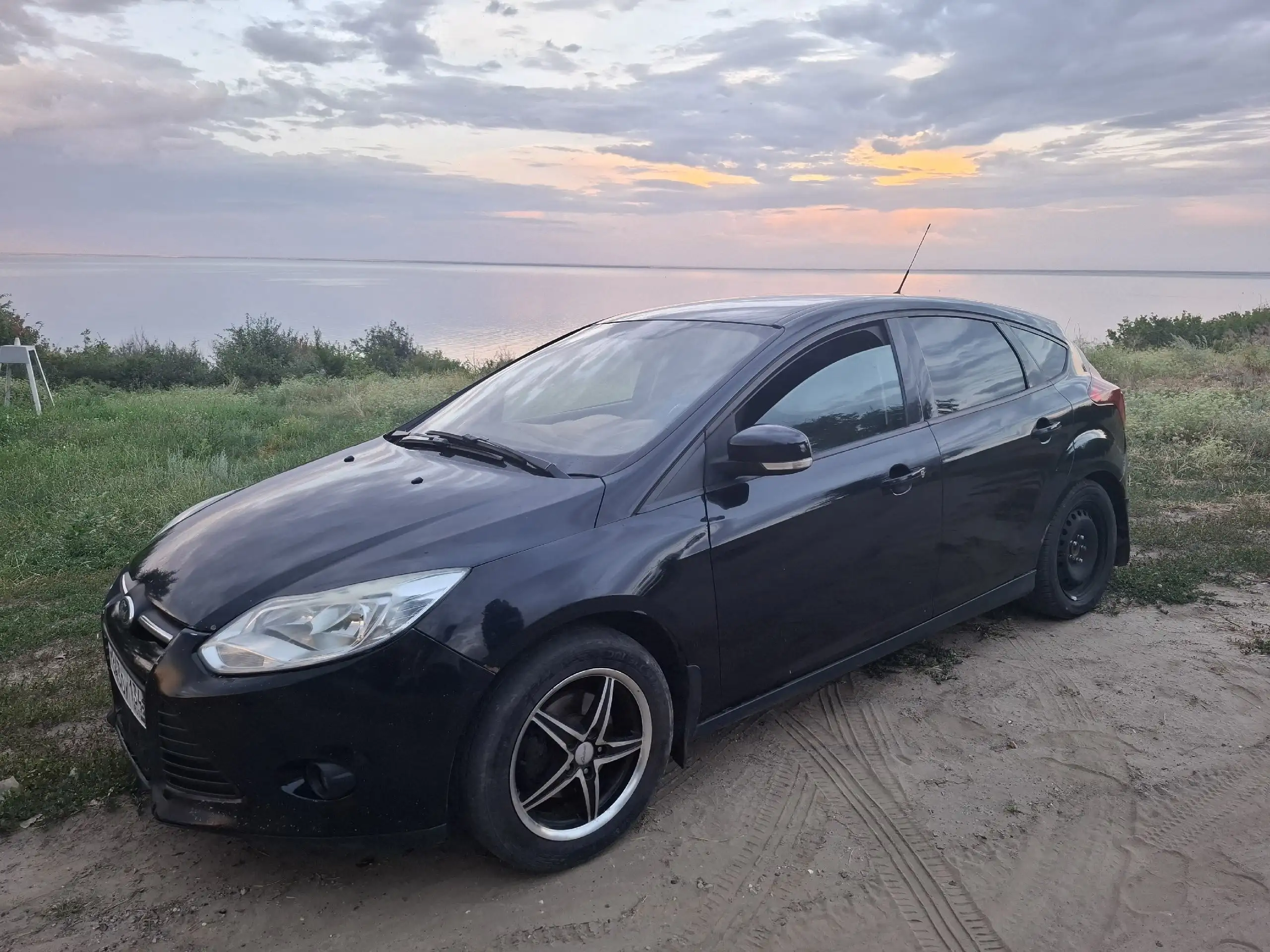 Ford Focus, 2013 г.в. - Легковые автомобили (Авто) в Волгоград