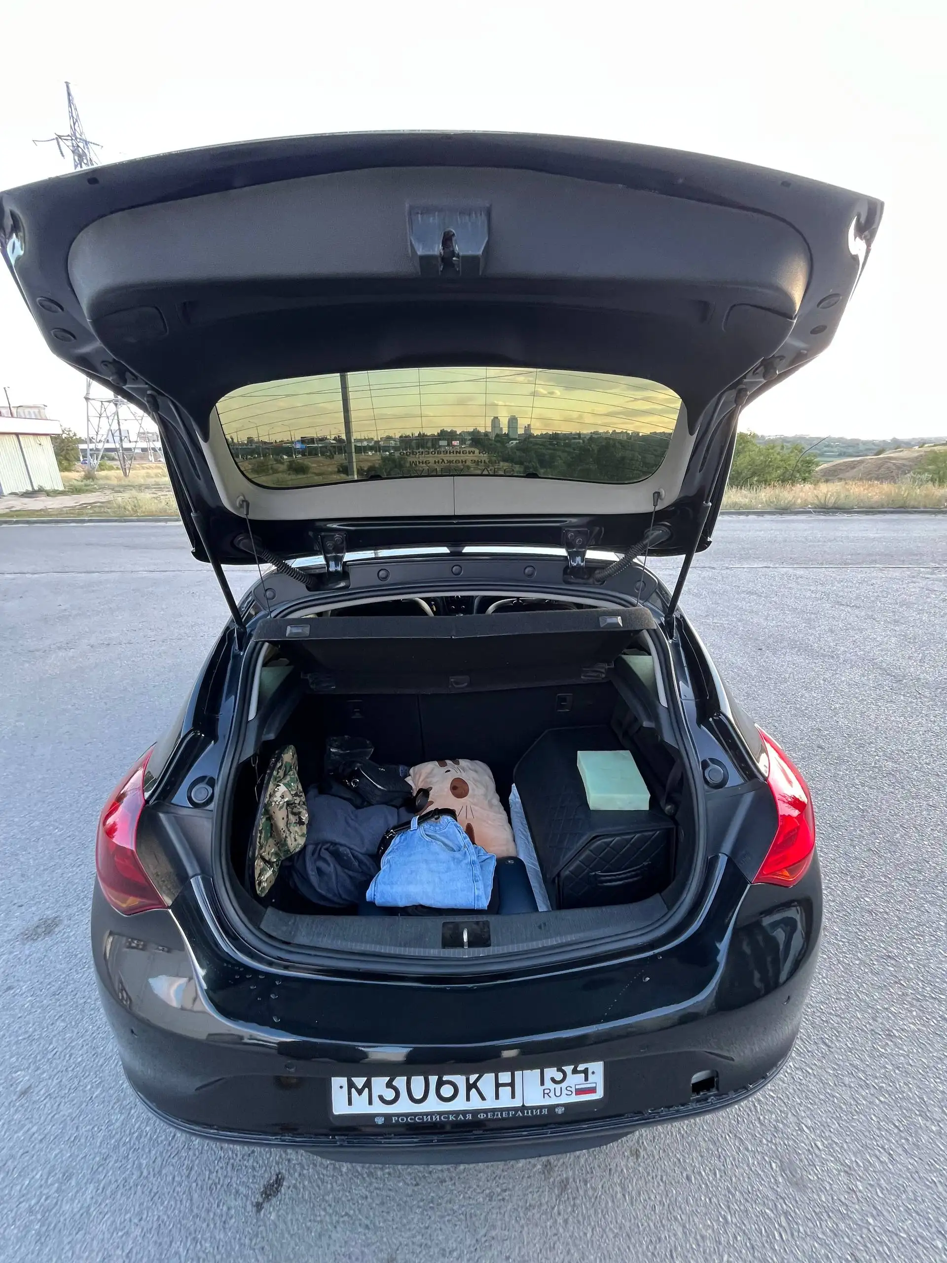 Opel Astra J 2012 года с автоматической КПП - Легковые автомобили (Авто) в Волгоград