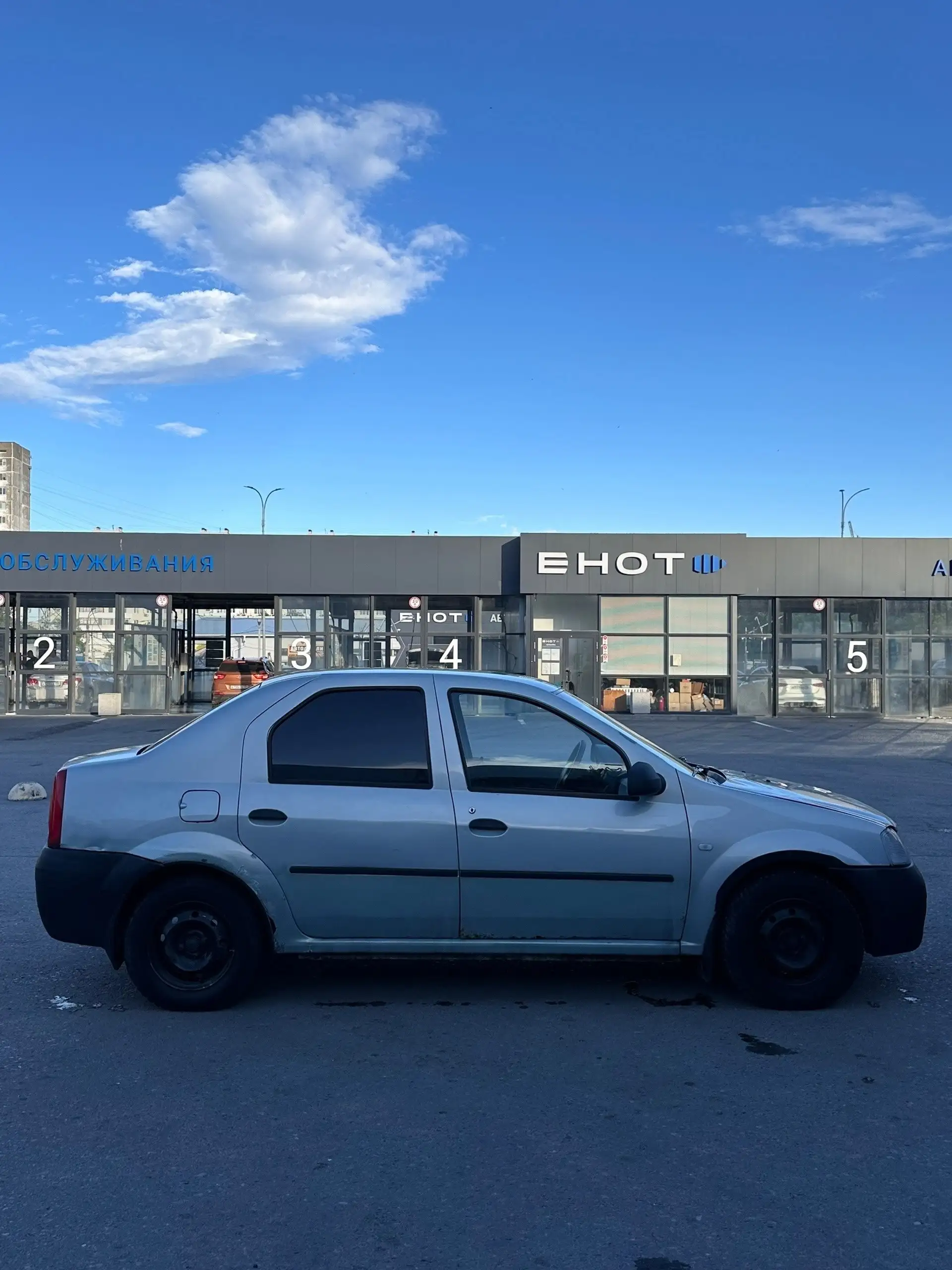 Renault Logan в отличном состоянии, цена 150,000₽ - Легковые автомобили (Авто) в Волгоград