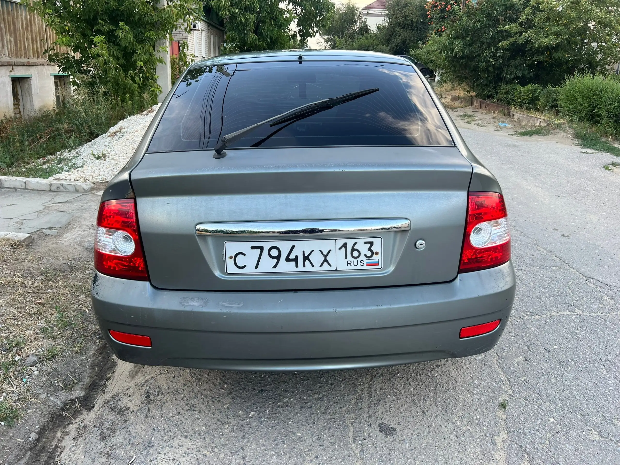 Продажа Приора 2011 года - Легковые автомобили (Авто) в Волгоград