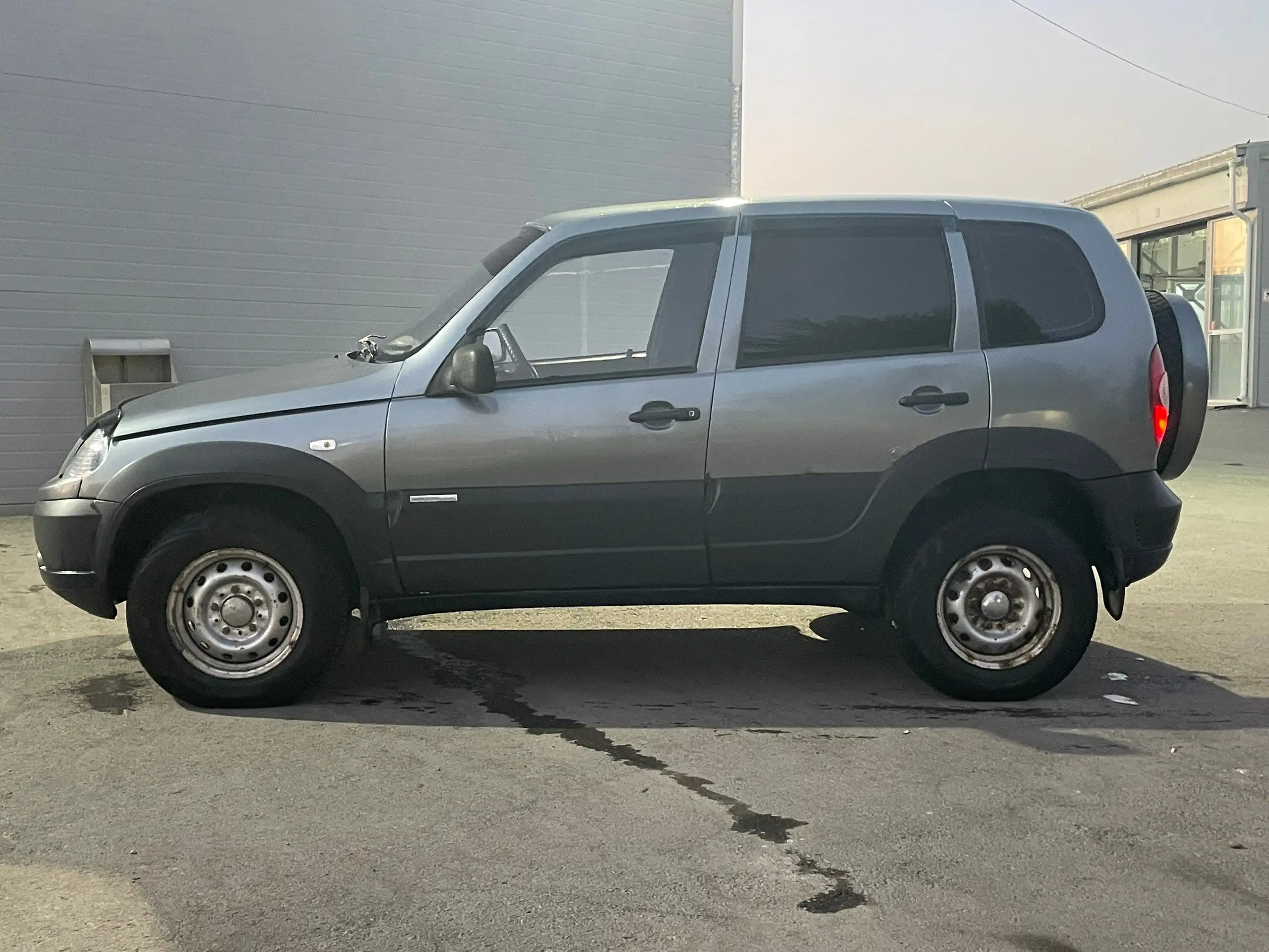 Шевроле Нива 2011 года в Волгограде - Легковые автомобили (Авто) в Волгоград