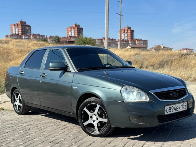 Lada Priora 2009 года в хорошем состоянии - Конфорки для плиты в Волгоград