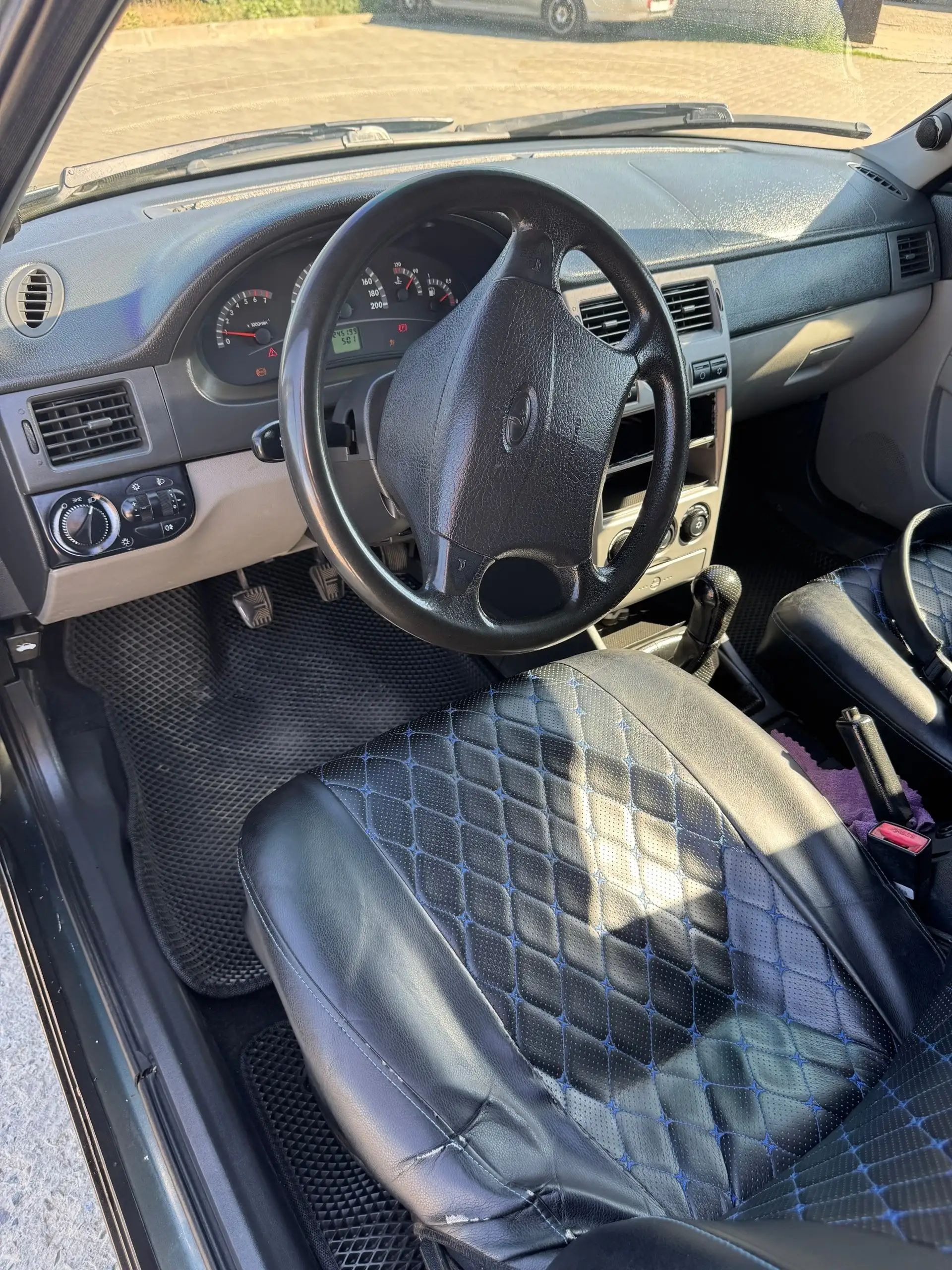Lada Priora 2009 года в хорошем состоянии - Легковые автомобили (Авто) в Волгоград