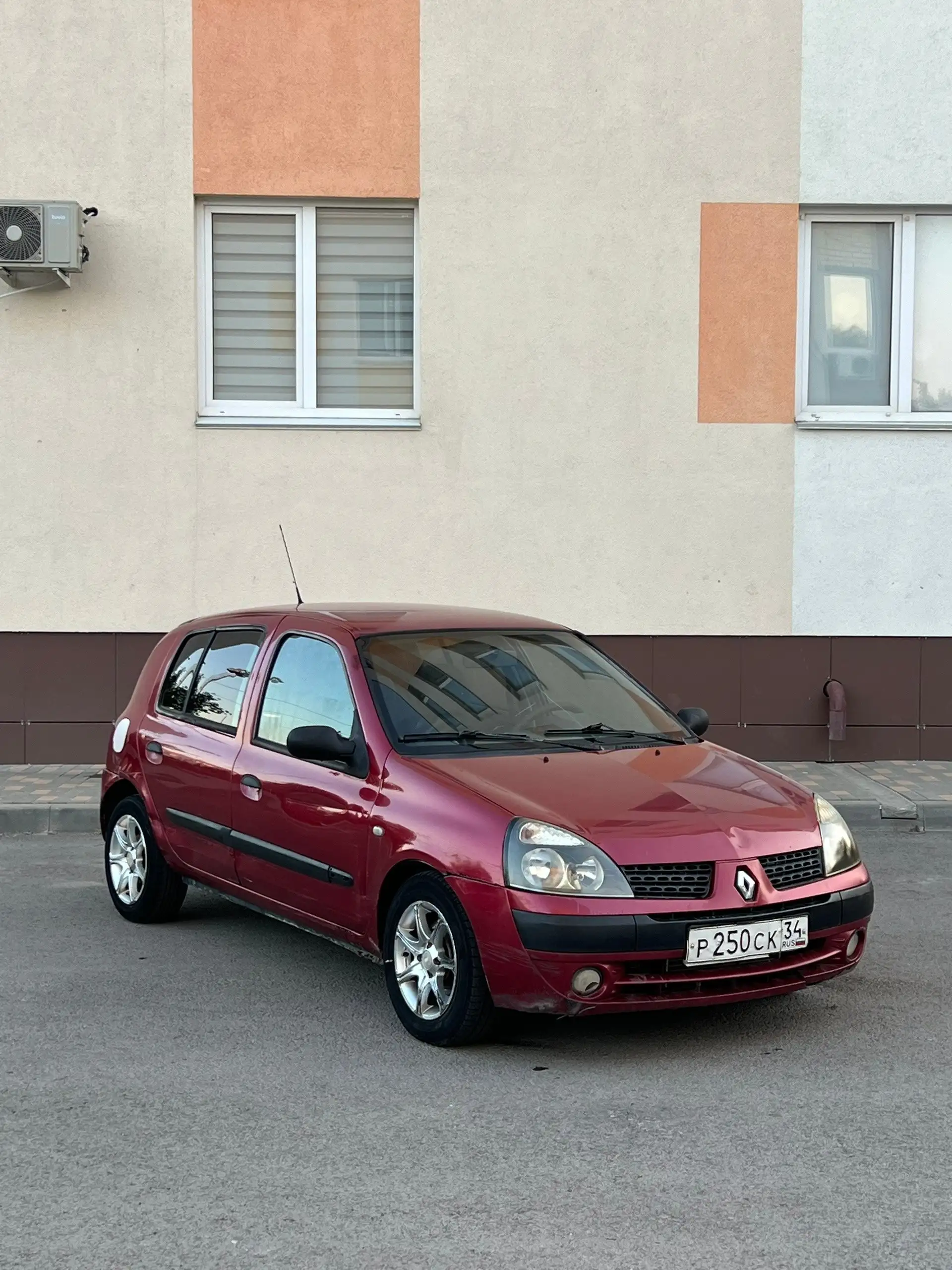 Продажа Renault Clio 2003 года - Легковые автомобили (Авто) в Волгоград