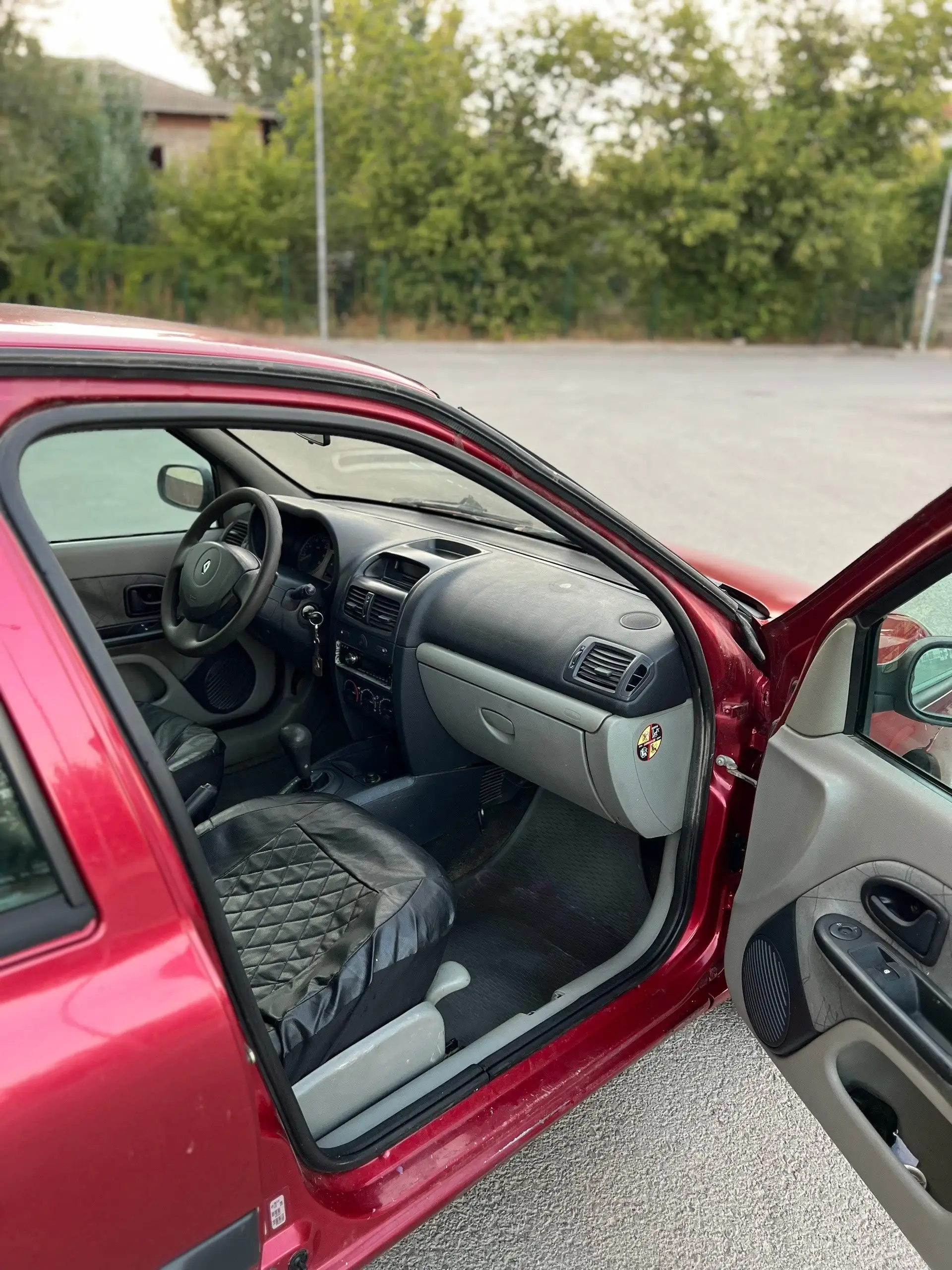 Продажа Renault Clio 2003 года - Легковые автомобили (Авто) в Волгоград