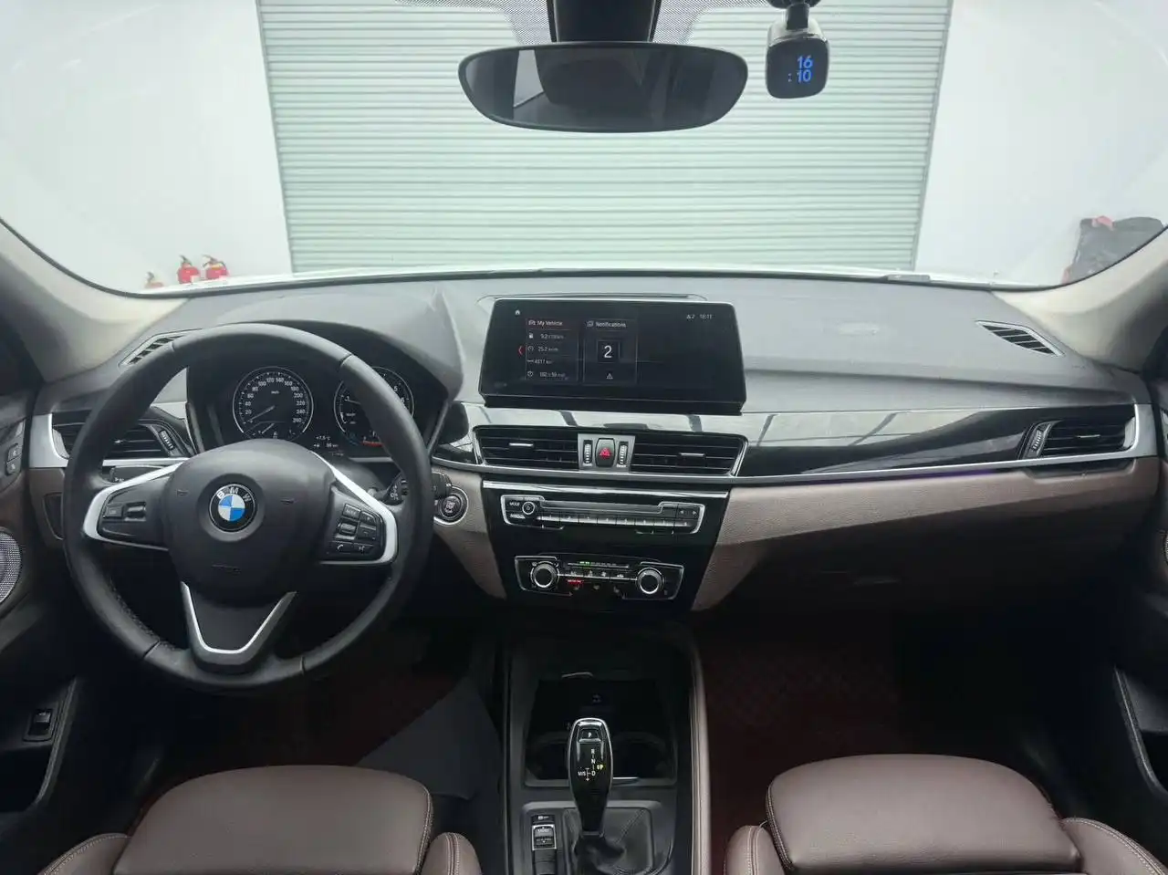 Продажа БМВ X1-LOW DCT 2022 года