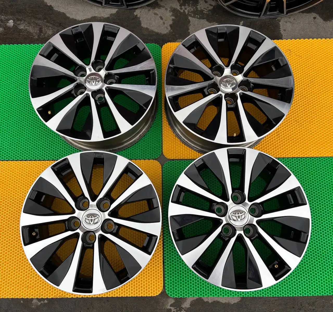 Диски Toyota R16 5/114.3 из Японии