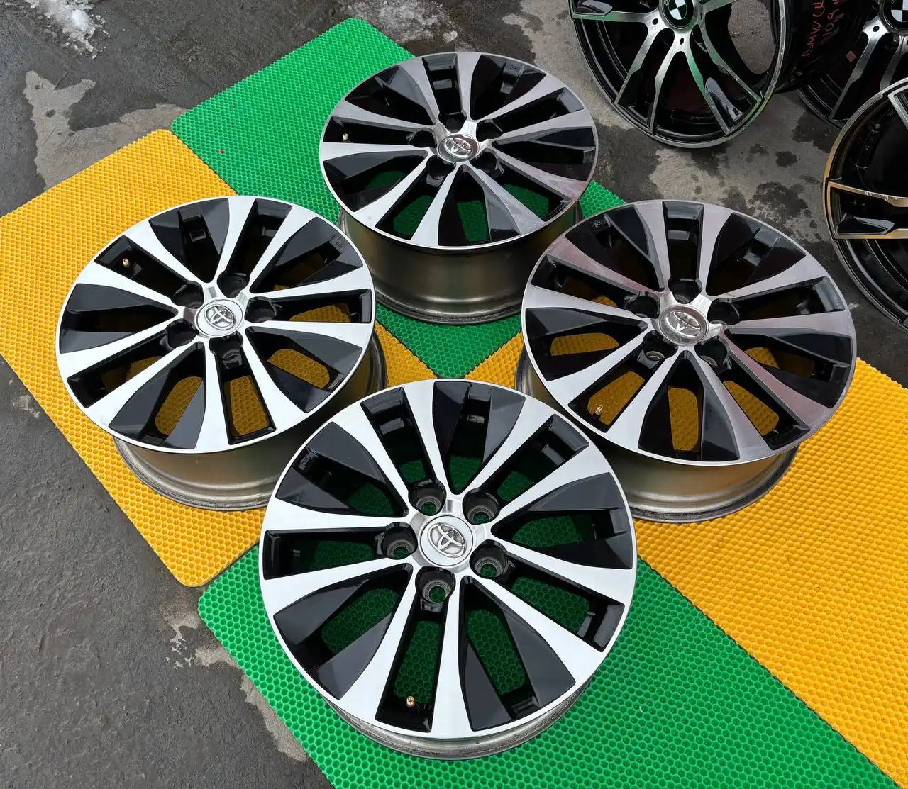 Диски Toyota R16 5/114.3 из Японии