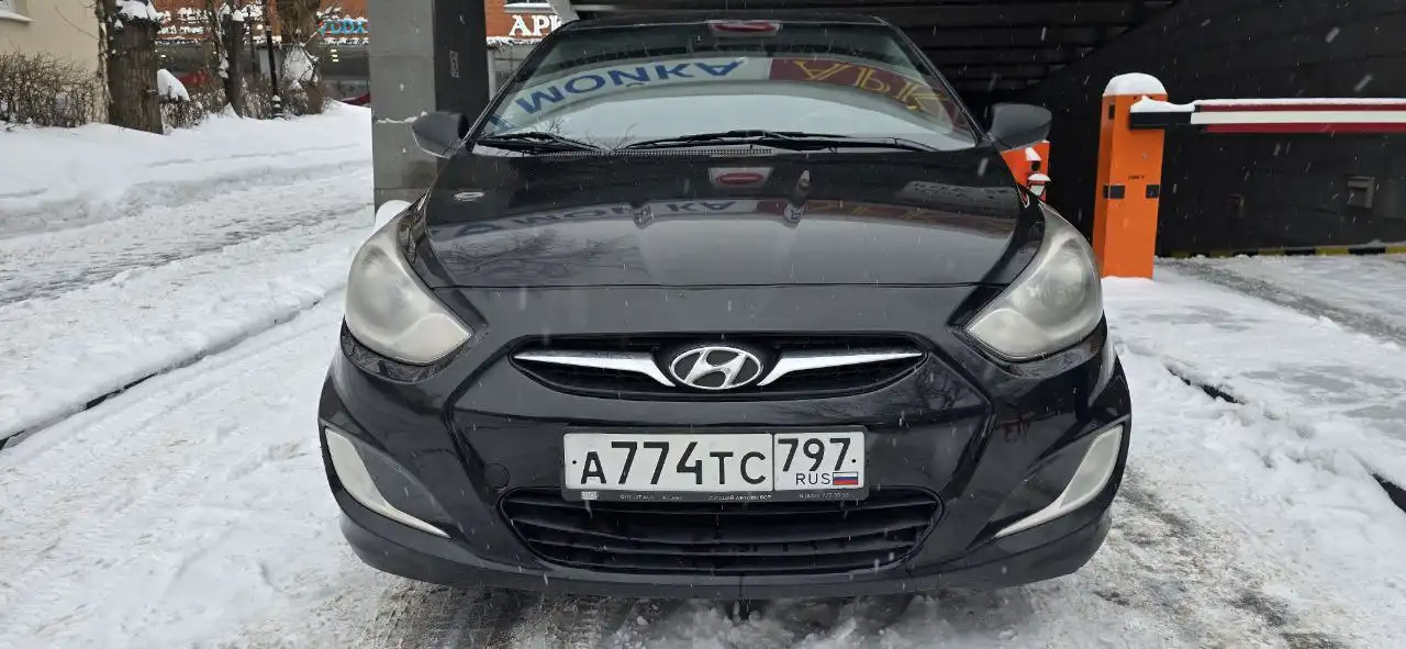Hyundai SOLARIS 2012 года в Москве - Легковые автомобили (Авто) в Москва