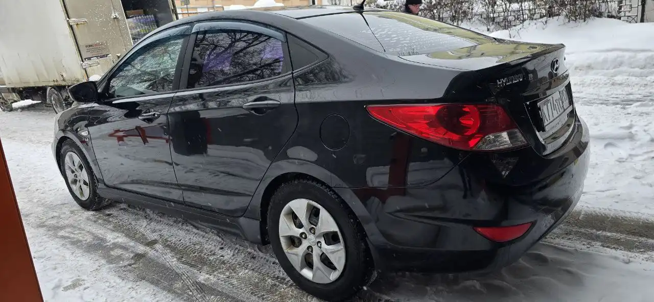 Hyundai SOLARIS 2012 года в Москве - Легковые автомобили (Авто) в Москва