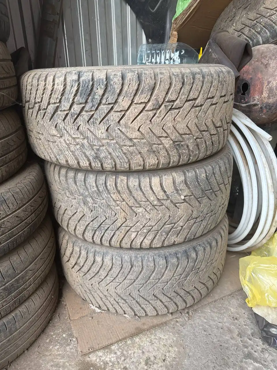 Продам комплект зимних колес R-19 на Volkswagen Touareg и Audi Q7 - Шины и диски (Авто) в Ижевск