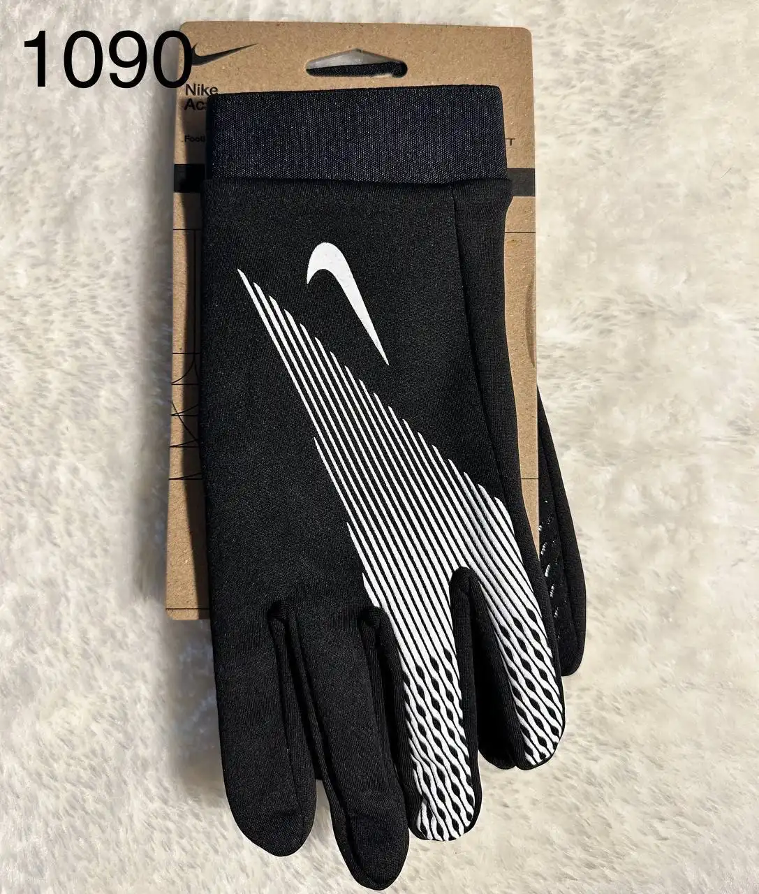 Сумки и перчатки в наличии - Барахолка в Ижевск