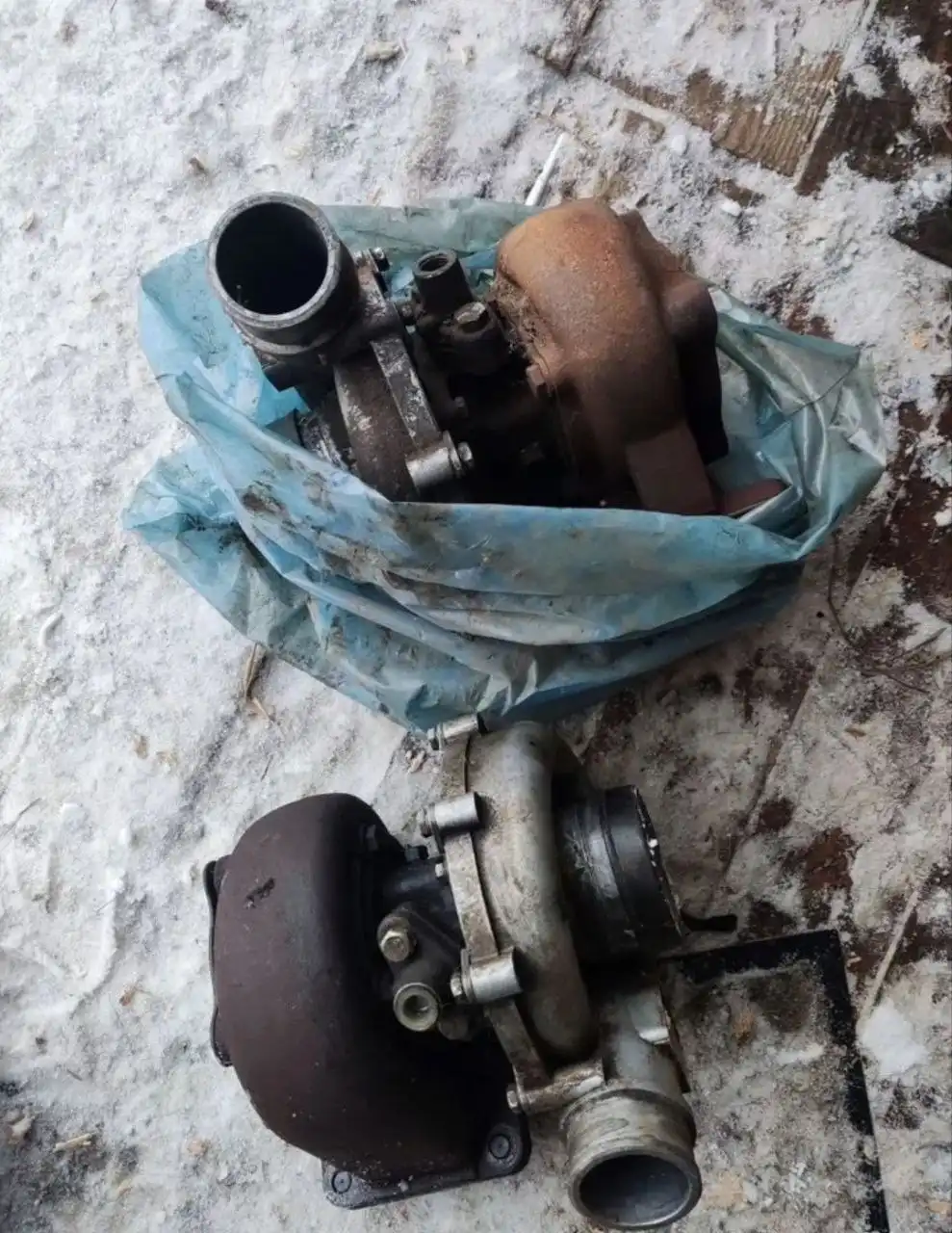 Турбины и генератор КамАЗ б/у - Запчасти для грузовиков (Запчасти) в Ижевск