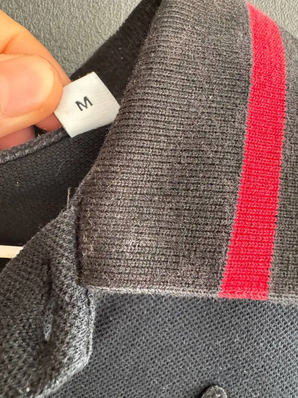 Поло Дживанши размера М - Верхняя одежда (Одежда) в Ижевск