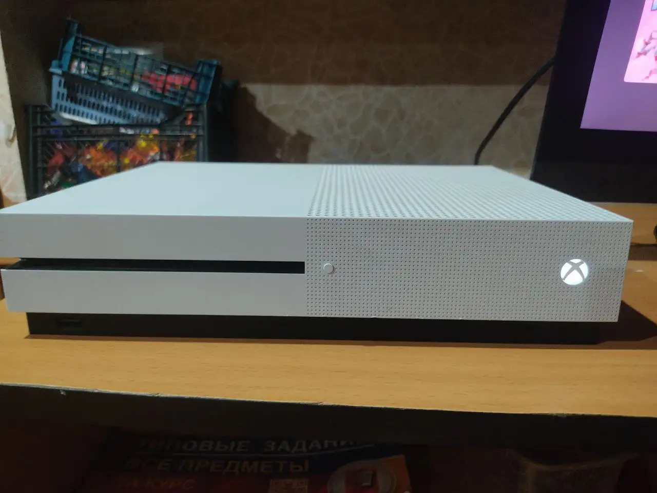 Обмен Xbox One S 512 Гб на Xbox Series S с доплатой - Игровые консоли (Электроника) в Ижевск