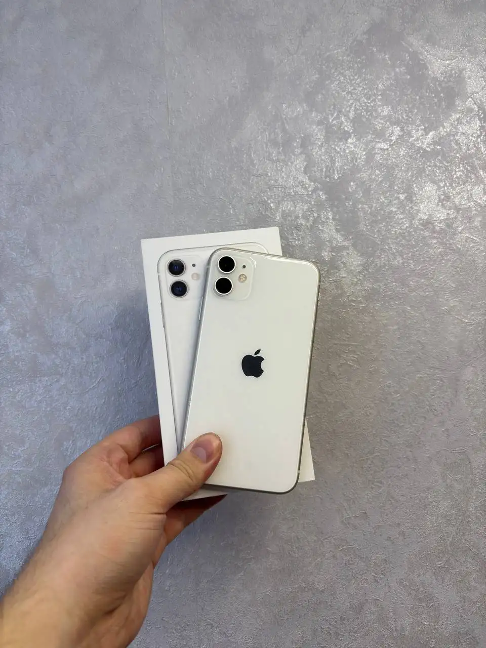 Продажа iPhone 11, 13, 15 с разной памятью и состоянием АКБ - Смартфоны (Электроника) в Ижевск