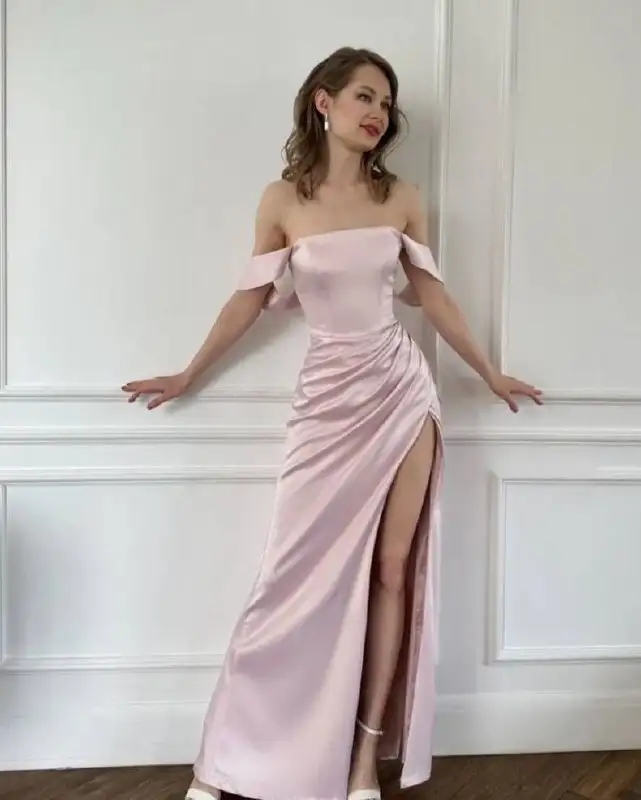 Срочная продажа платья размер 44 - Женская одежда (Одежда) в Ижевск