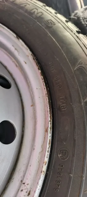 Продам шины с шипами 70% - частное объявление в Ижевск