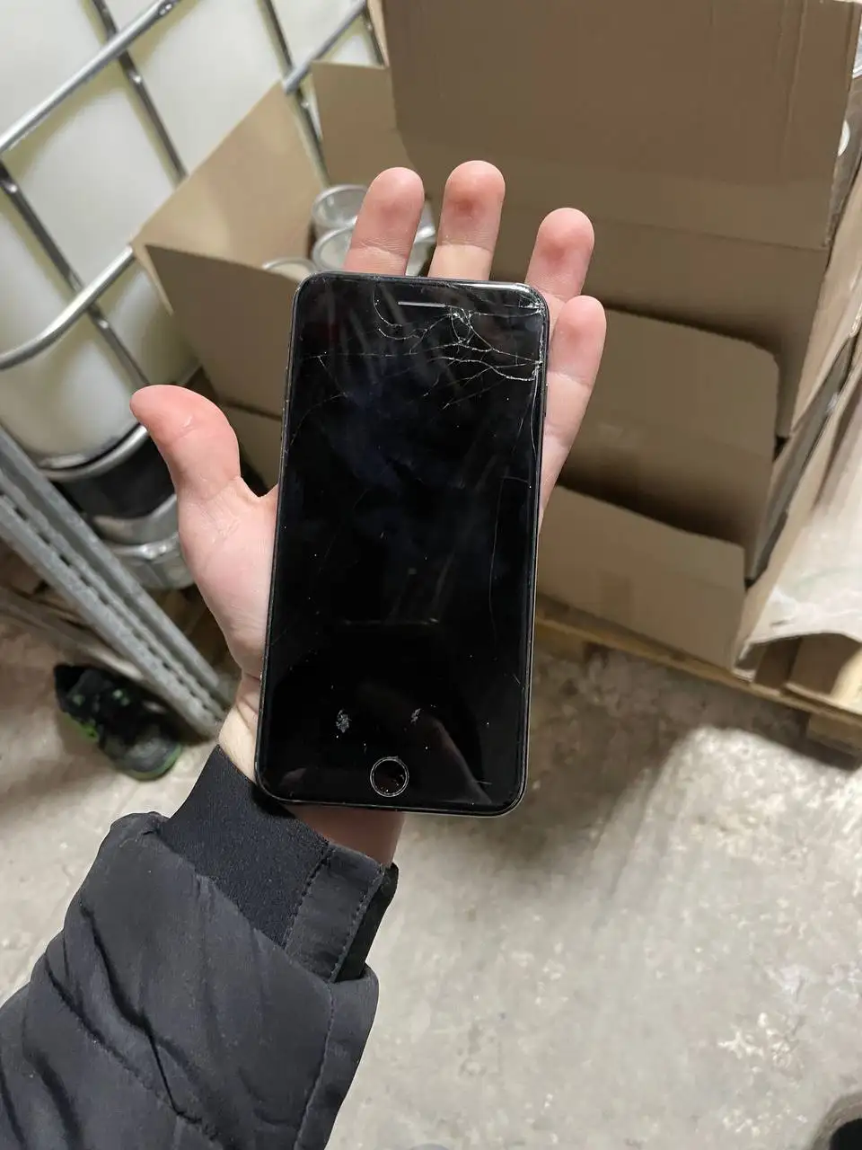 Айфон 7+ 128 Гб в родном состоянии - Смартфоны (Электроника) в Ижевск