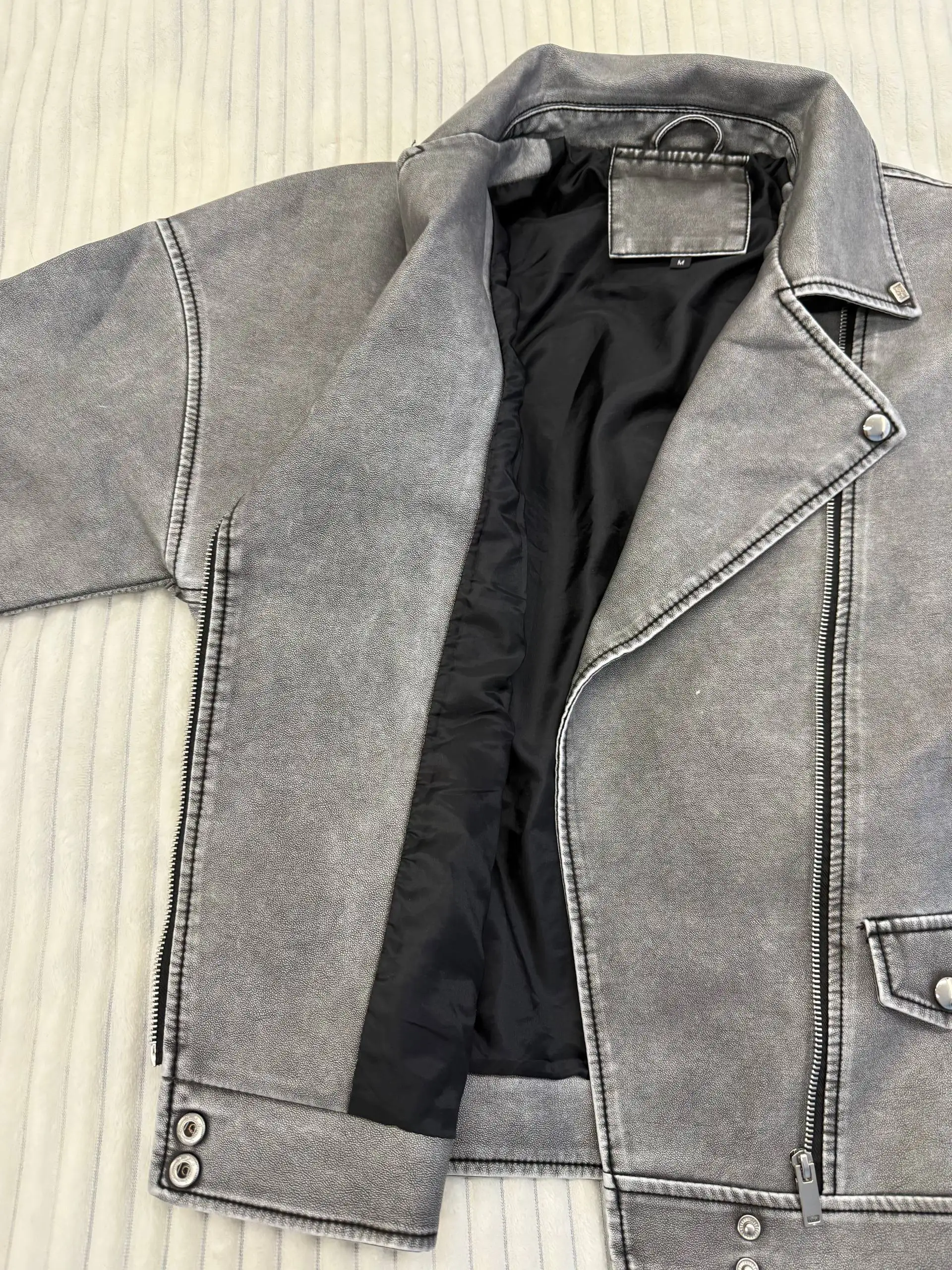 Косуха новая размер М - Одежда в Ижевск