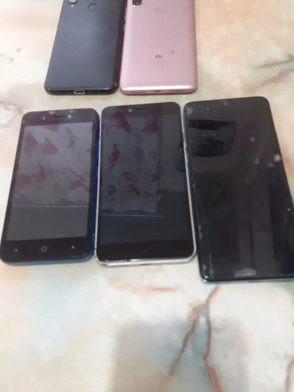 Продажа телефонов рабочие и нерабочие - Мобильные телефоны (Электроника) в Ижевск