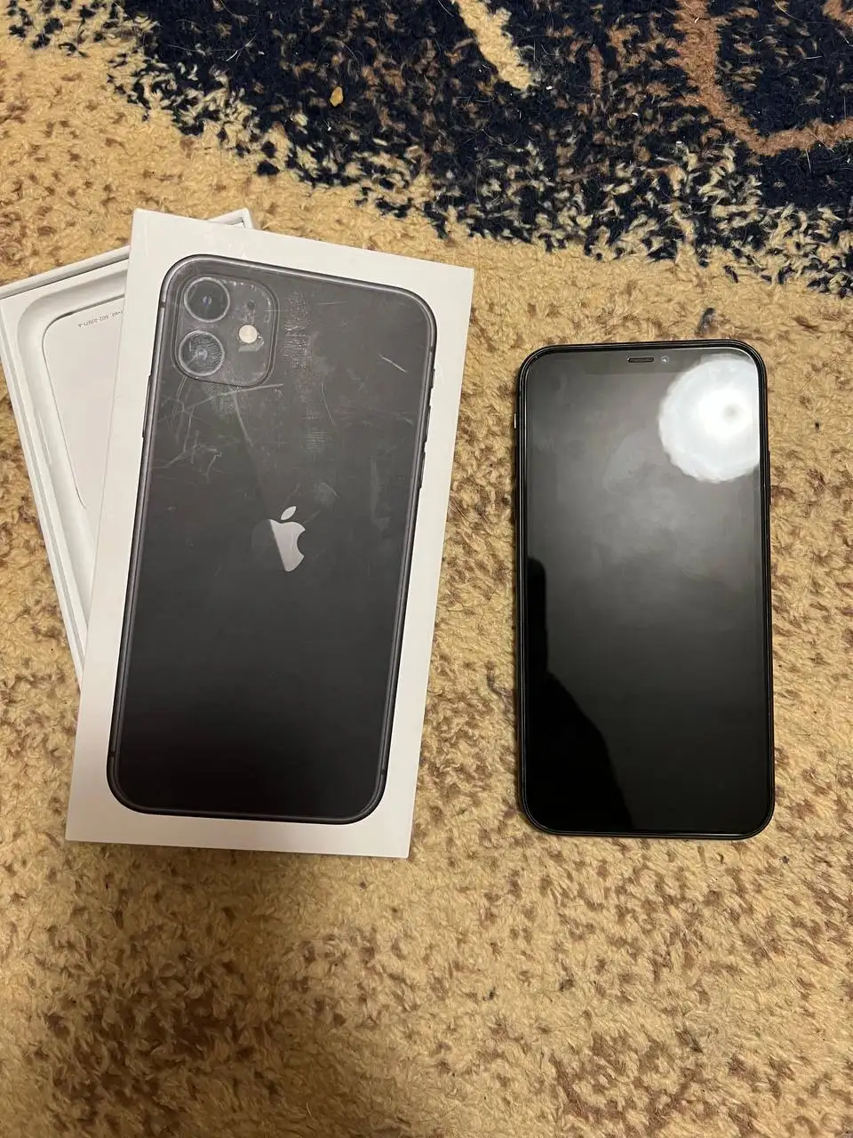iPhone 11 Pro Max в идеальном состоянии - Смартфоны и телефоны (Электроника) в Ижевск