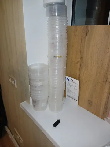 Отдам горшки за шоколадку - частное объявление в Ижевск