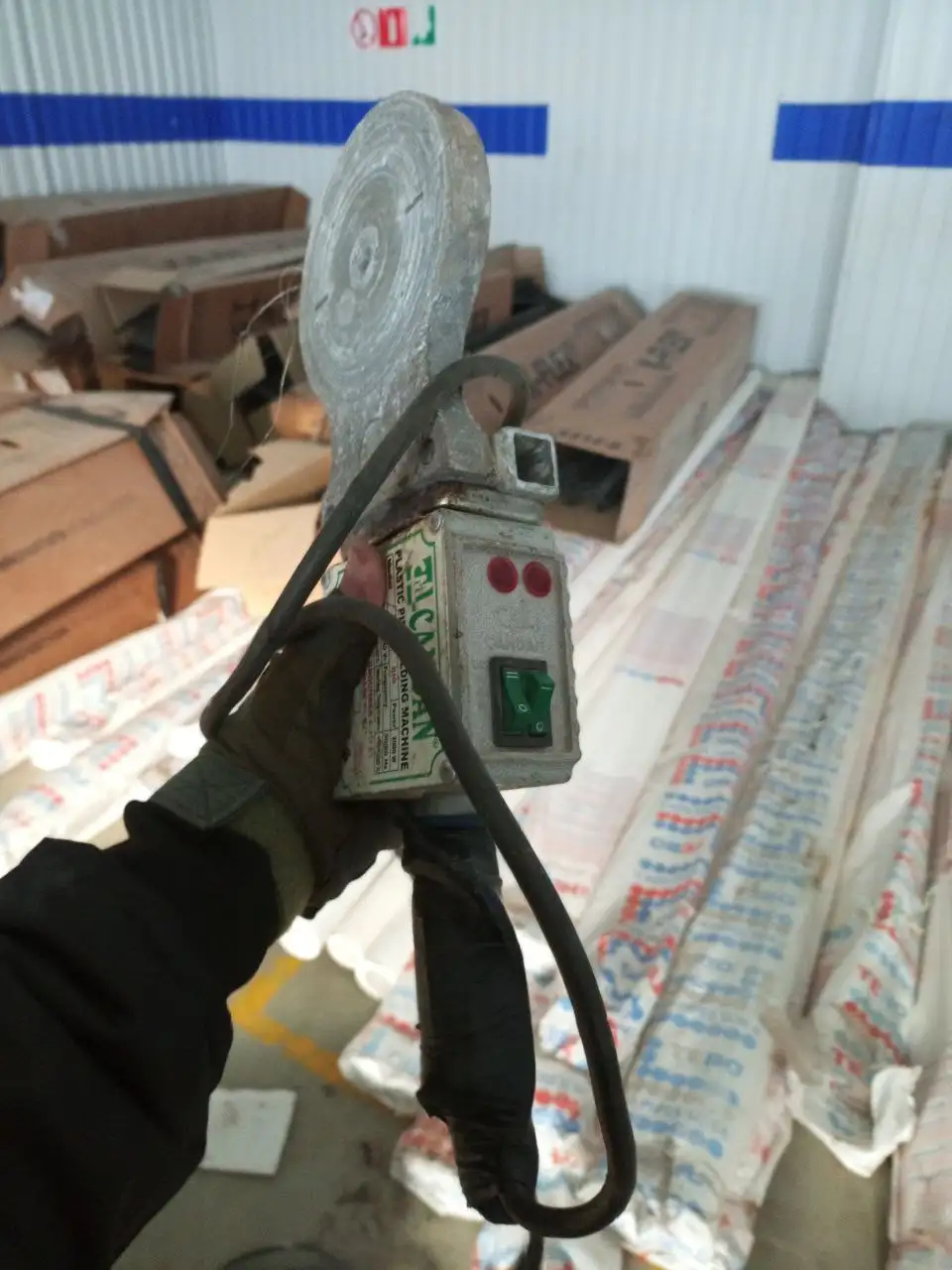 Продажа компрессоров, паяльника и аппарата плазменной резки - Оборудование (Готовый бизнес и оборудование) в Ижевск