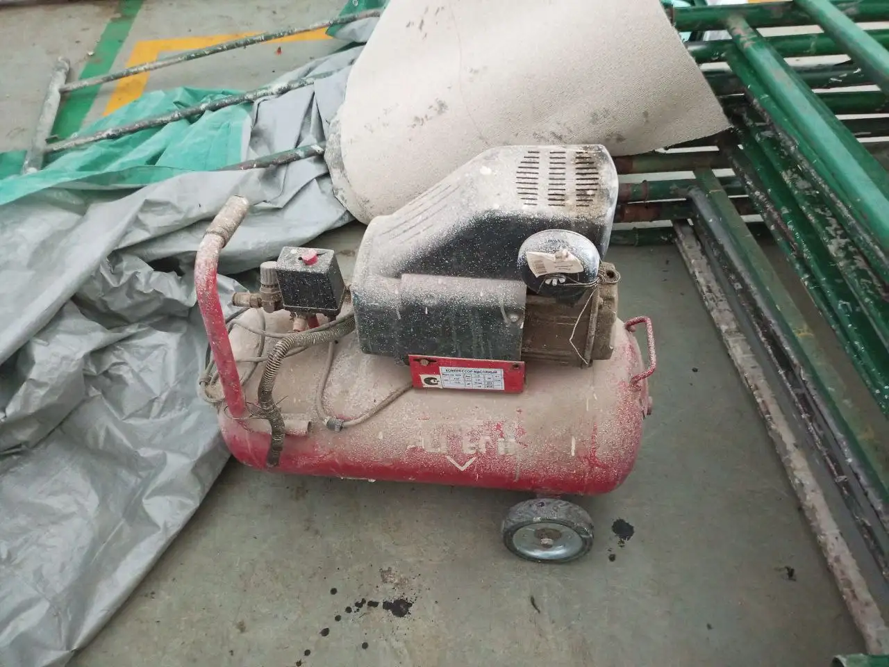 Продажа компрессоров, паяльника и аппарата плазменной резки - Оборудование (Готовый бизнес и оборудование) в Ижевск