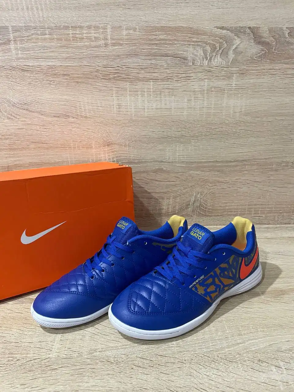 Продам футзалки - Спортивная обувь (Одежда) в Ижевск