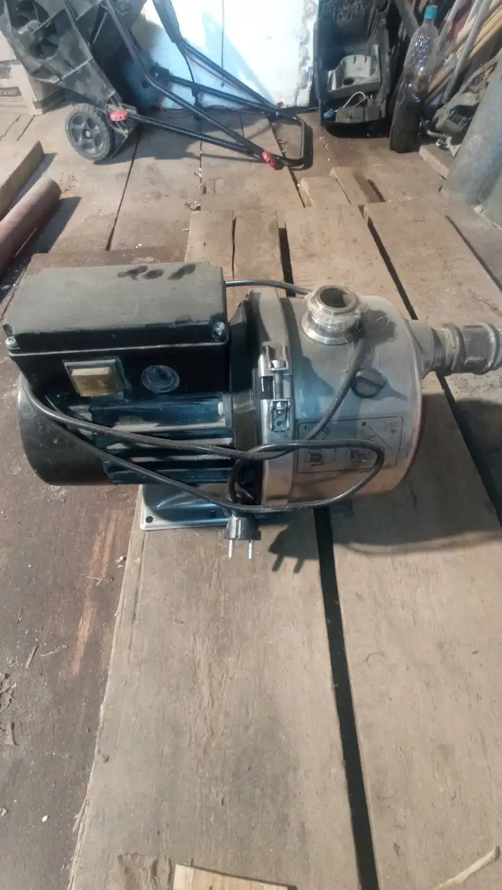 Самовсасывающий насос JP 5 в хорошем состоянии - Насосы (Барахолка) в Ижевск