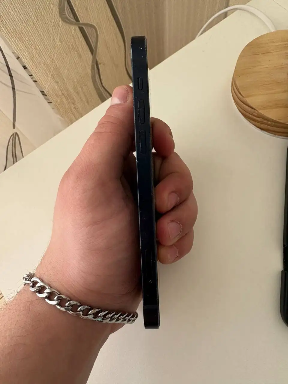 Продам iPhone 12 с комплектом - Смартфоны (Электроника) в Ижевск