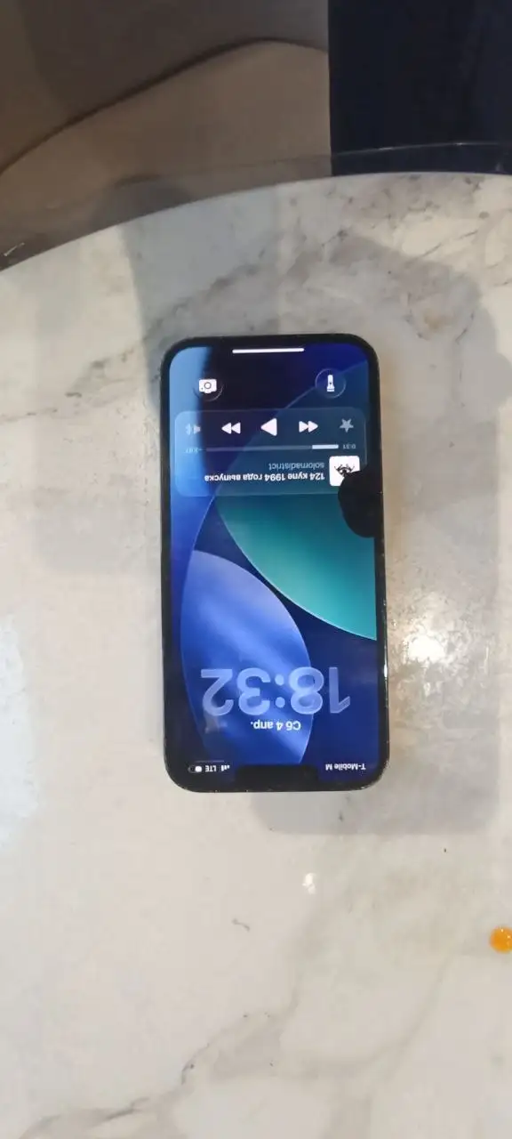 Продажа iPhone 13 Pro с дефектом экрана - Смартфоны (Электроника) в Ижевск