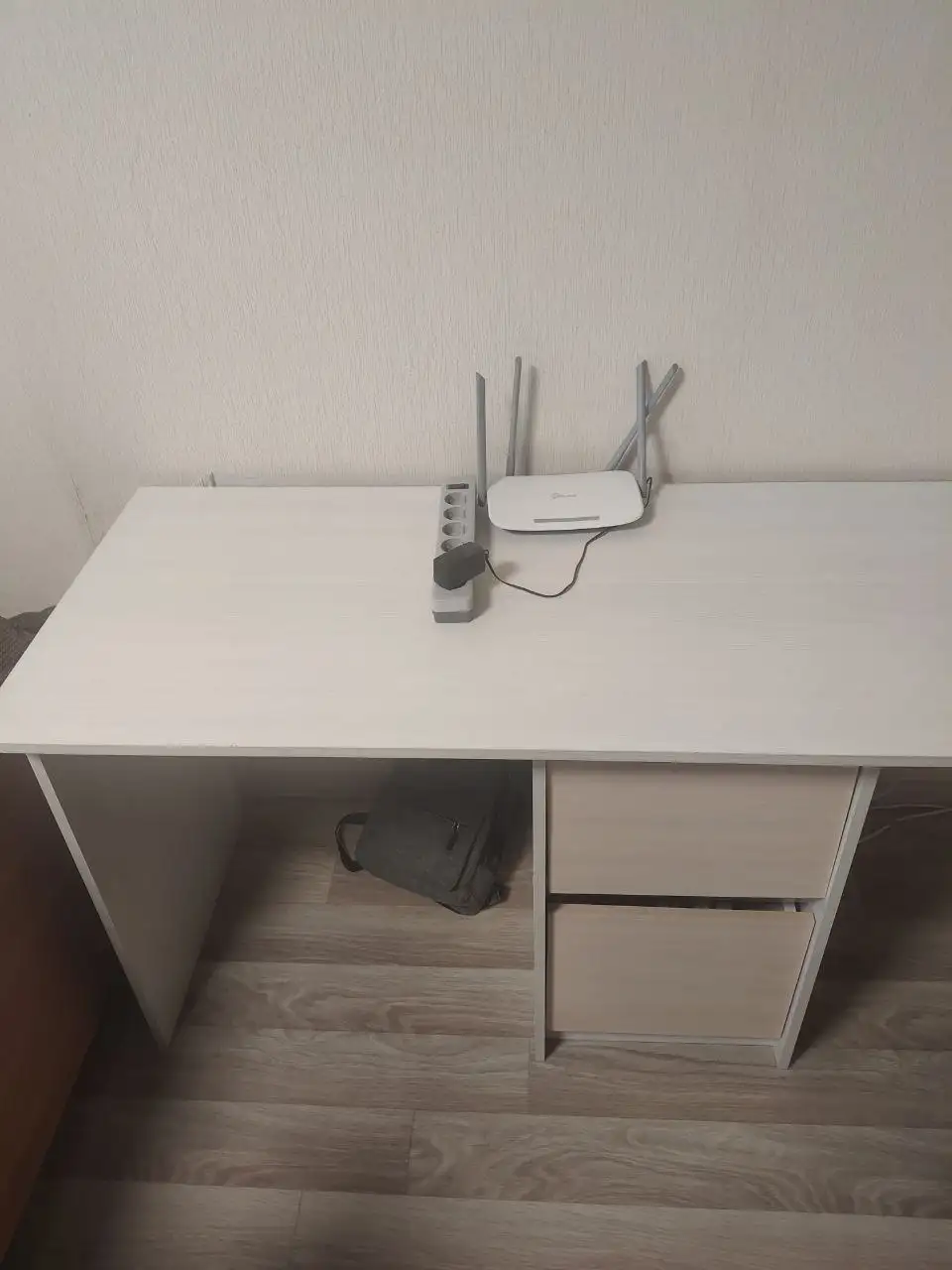 Стол для 2 компьютеров - Мебель (Для дома и дачи) в Ижевск