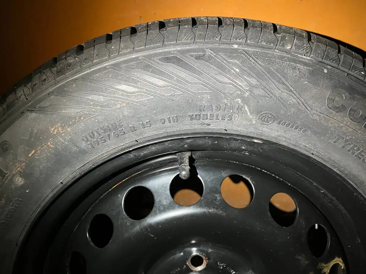 Штамп R15 с летней резиной 5x112 - Диски и шины (Запчасти) в Ижевск